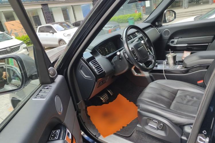 Used Land Rover Range 2014 3.0 TDV6 Vogue Driver Seat