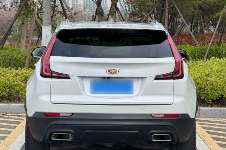 Used Cadillac XT4 2018 28T Two-Wheel Drive Tech Version