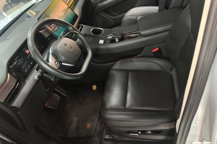 Used Hima AITO M5 2022 Extended-Range Four-Wheel Drive Performance Version

