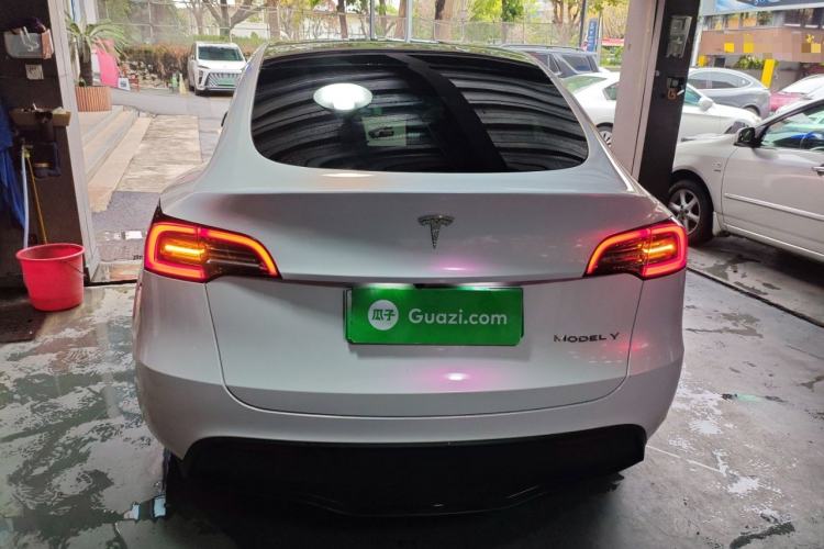 Used Tesla Model Y 2024 Rear-Wheel-Drive Version