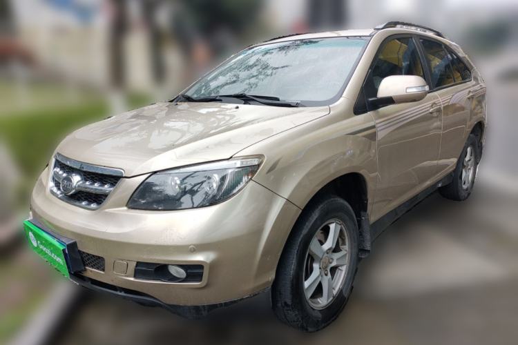 Used BYD S6 2014 2.4L Automatic Prestige 5-Seater