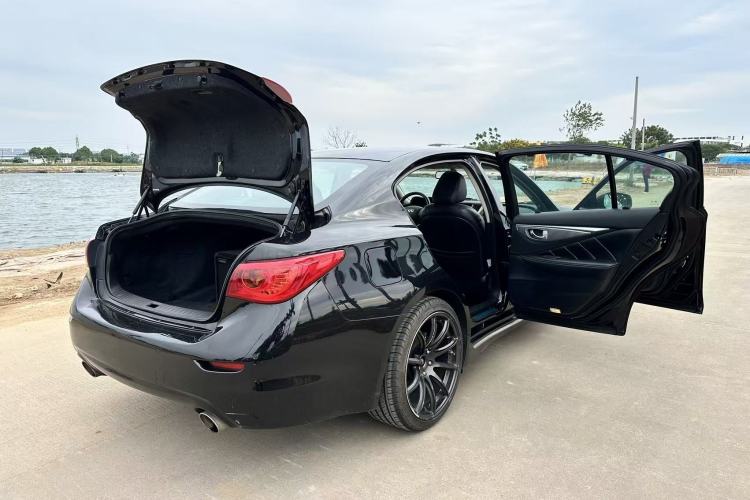 Used Infiniti Q50L 2015 2.0T Enjoyment Edition