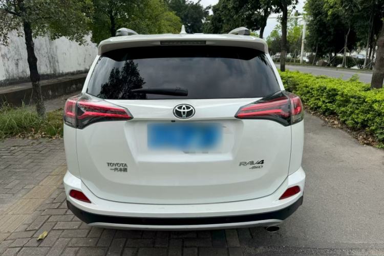 Used Toyota RAV4 2016 2.5L Automatic 4x4 Elite Edition Exterior 4