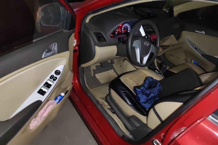 Used Hyundai Verna (older generation) 2010 Sedan 1.4L Automatic Fashionable GT Model
