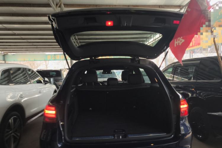 Used Mercedes-Benz GLC 2017 GLC 260 4MATIC Luxury Model