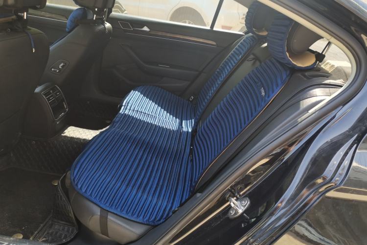 Used Volkswagen Magotan 2019 330TSI DSG Leading Model China VI Standard Left Rear Seat