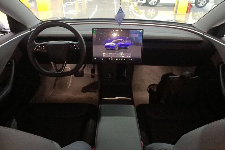 Used Tesla Model 3 2025 Rear-Wheel-Drive Version