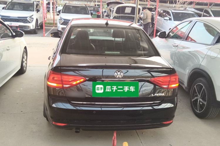 Used Volkswagen Lavida 2015 1.6L Automatic Comfort Edition Rear