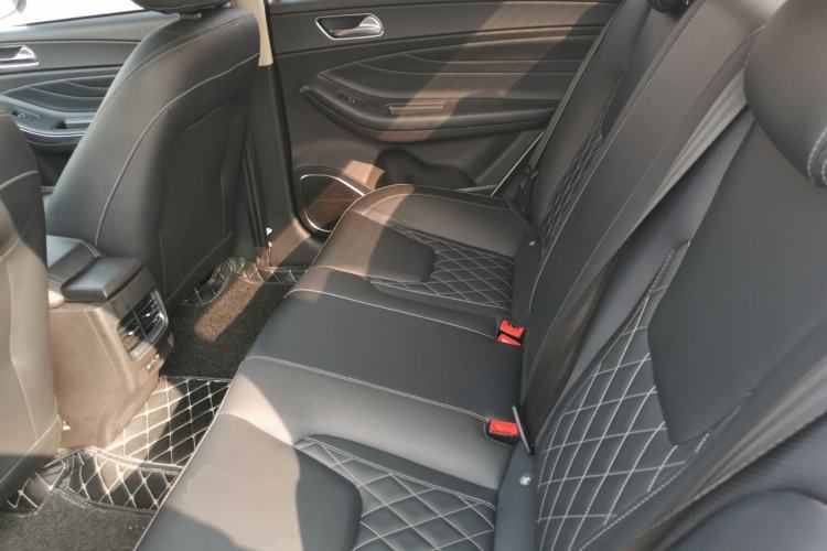 Used Chery Arrizo GX 2018 1.5T Manual Version Emission Standard China V Left Rear Seat