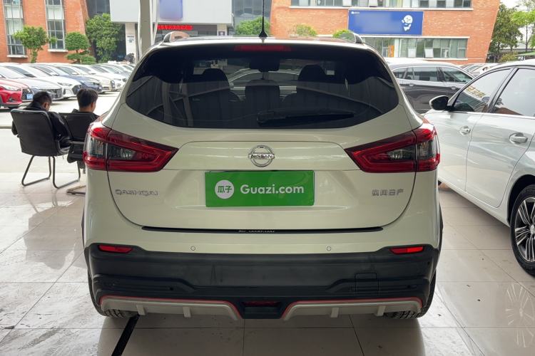 Used Nissan Qashqai 2022 2.0L CVT XV Premier Luxury Edition Exterior 4