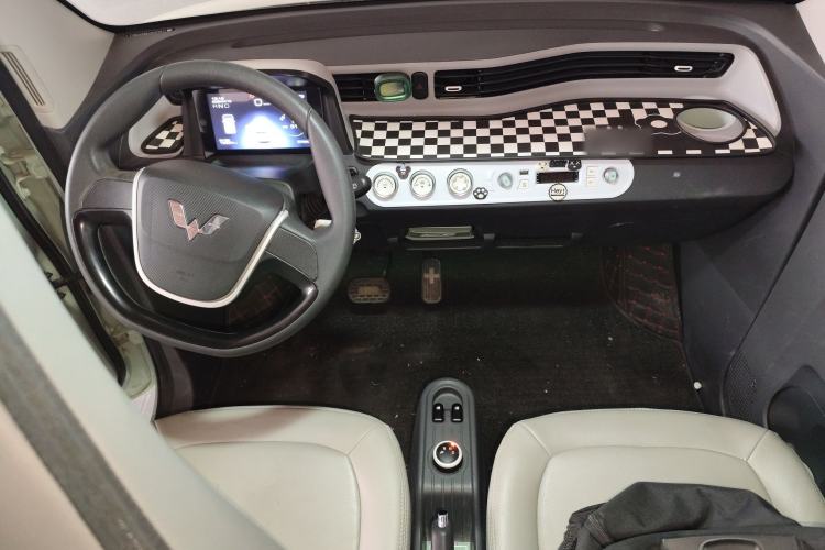 Used Wuling Hongguang MINIEV 2022 Macaron Premium Model – Lithium Iron Phosphate