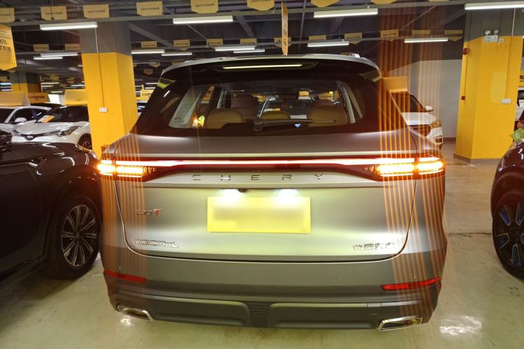 Used Chery Tiggo 8 L 2024 2.0T Two-Wheel Drive Prestige Version 5 Seats
