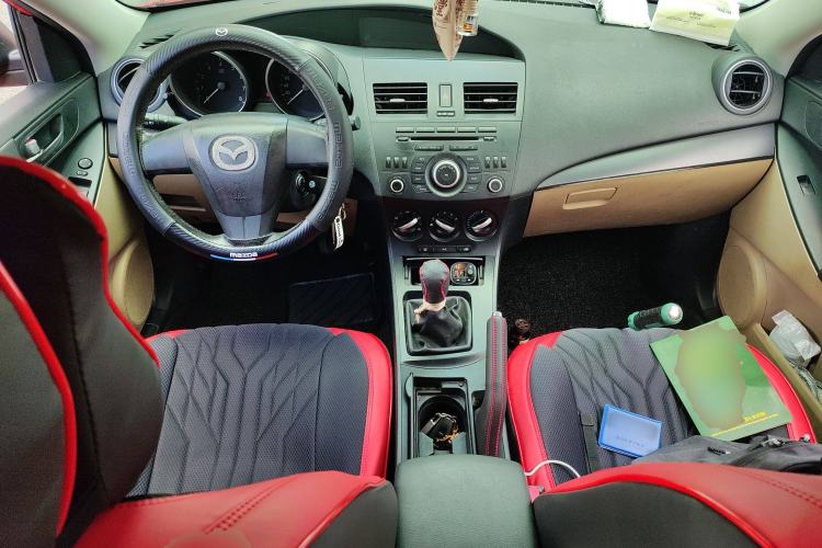 Used Mazda Mazda 3 2011 Sedan 1.6L Manual Comfort Model