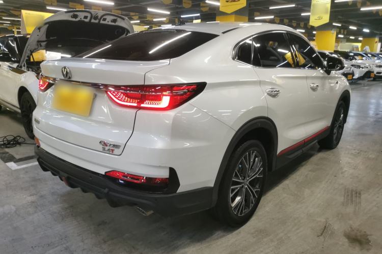 Used Changan CS85 COUPE 2023 1.5T DCT Luxury Version