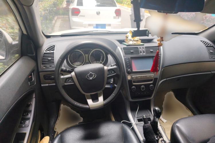 Used Geely Auto GX7 2014 2.0L Manual Luxury Version
