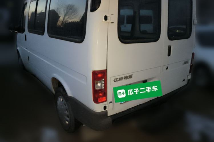 Used JMC Transit 2017 2.8T Commercial Version Short Wheelbase Mid-Roof 6/7/8-Seater JX493