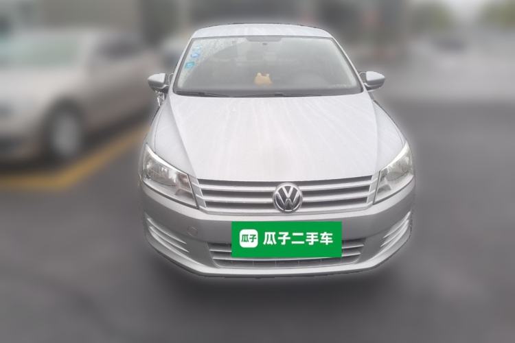 Used Volkswagen Santana 2015 1.6L Manual Fashion Edition