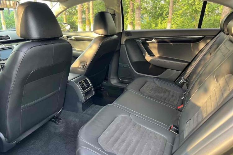 Used Volkswagen Magotan 2015 2.0 TSI Luxury Model
