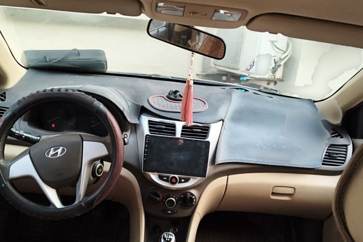 Used Hyundai Verna (older generation) 2010 Sedan 1.4L Manual Standard GL Model
