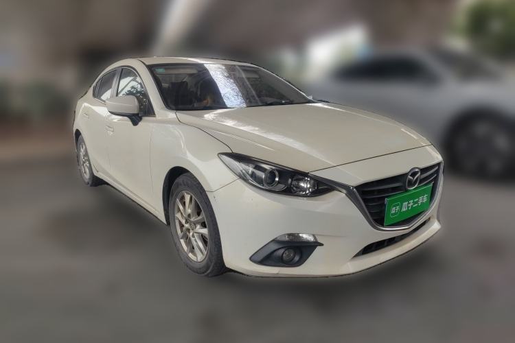 Used Mazda 3 Axela 2016 Sedan 1.5L Automatic Comfort Model