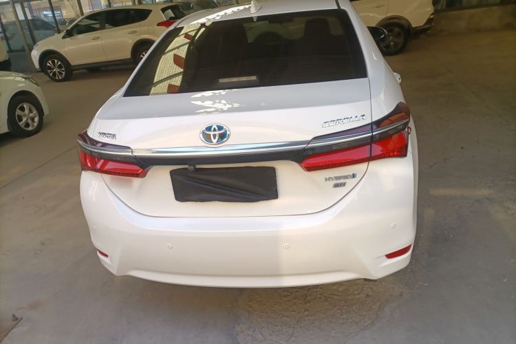 Used Toyota Corolla 2016 Dual-Engine 1.8L E-CVT Elite Edition