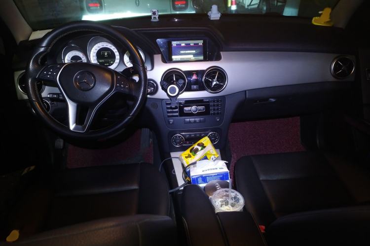 Used Mercedes-Benz GLK-Class 2013 GLK 300 4MATIC Dynamic Sunroof Model