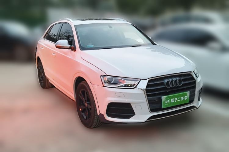 Used Audi Q3 2016 30 TFSI Fashion Model Front Right 45 Deg