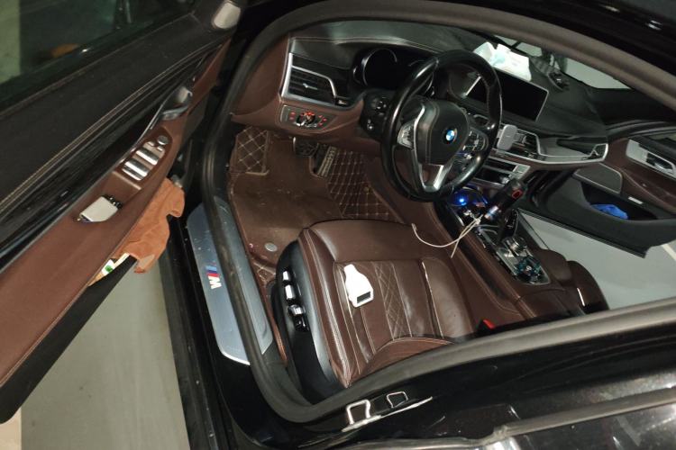 Used BMW 7 Series 2018 730Li Luxury Edition M Sport Package Driver Seat