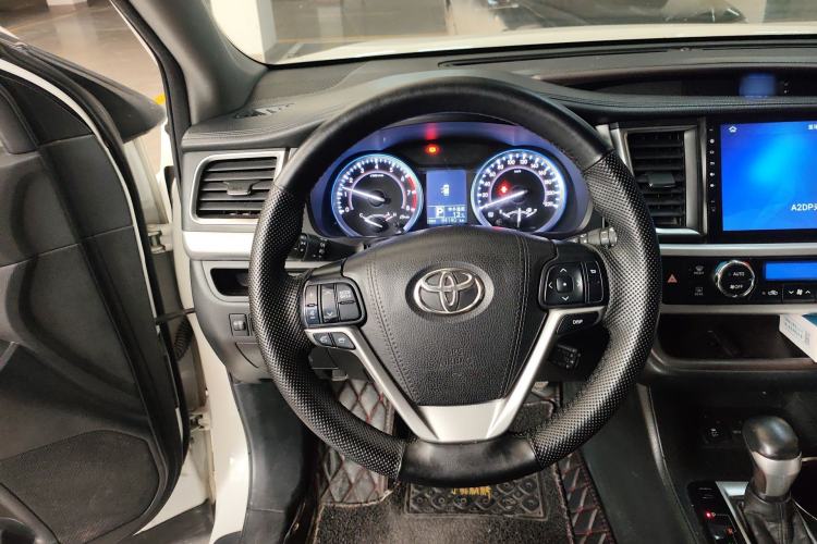 Used Toyota Highlander 2017 2.0T Four-Wheel Drive Luxury Edition 7 Seats
