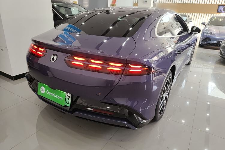 Used Denza Z9 2024 1100 km Four-Wheel Drive Max Version
