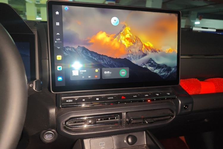 Used Haval H Dog 2023 1.5T Two-Wheel Drive Chao Ye Version Plus Audio And AC Panel