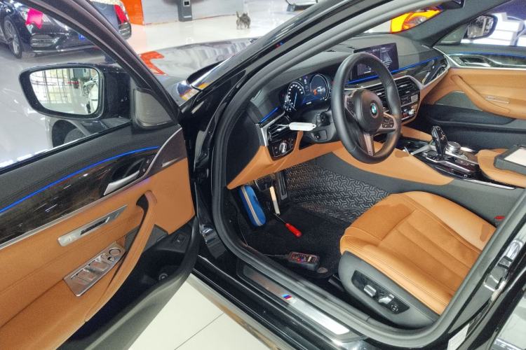 Used BMW 5 Series 2018 Restyled 530Li Luxury Edition M Sport Package