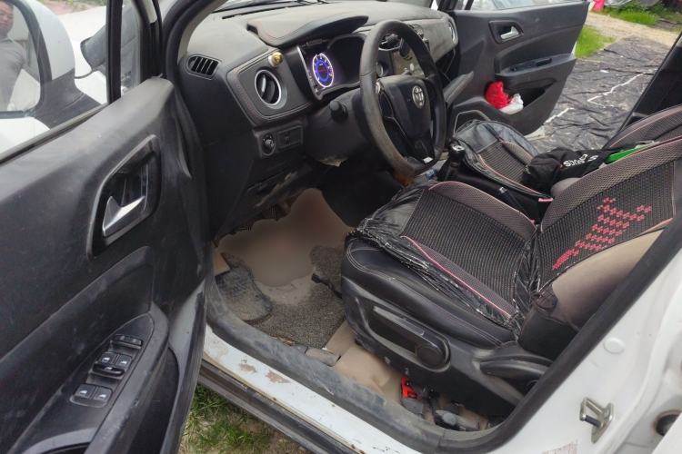 Used Brilliance V3 2016 1.5L Manual Comfort Model Driver Seat