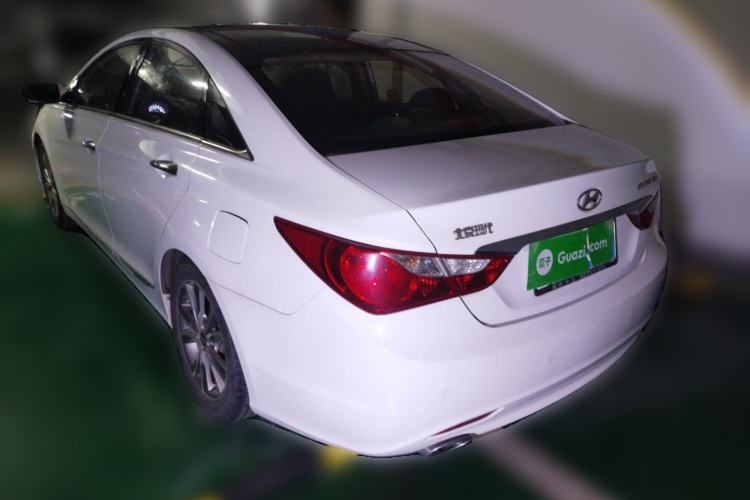 Used Hyundai Sonata 2014 2.0L Automatic Luxury Edition Rear Left 45 Deg
