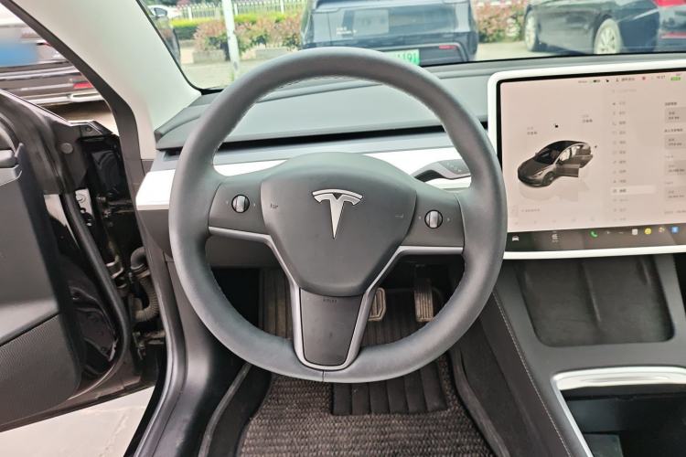 Used Tesla Model 3 2022 Rear-Wheel-Drive Version
