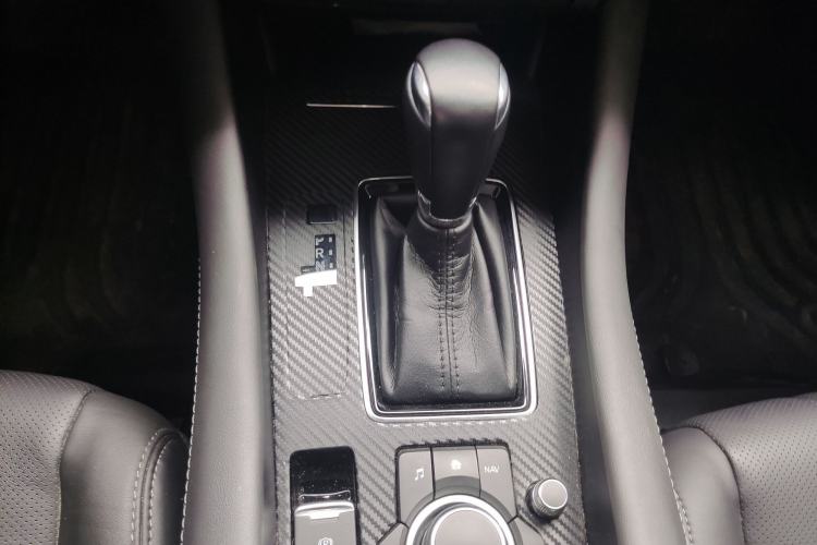 Used Mazda Atenza 2021 2.5L Sky Blue Sport Edition Gear Lever