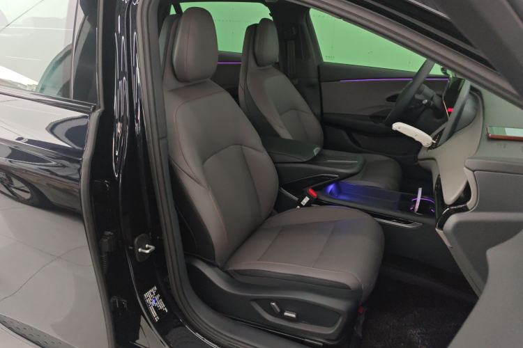 Used Hongqi EH7 2025 600 Smart Selection Edition
