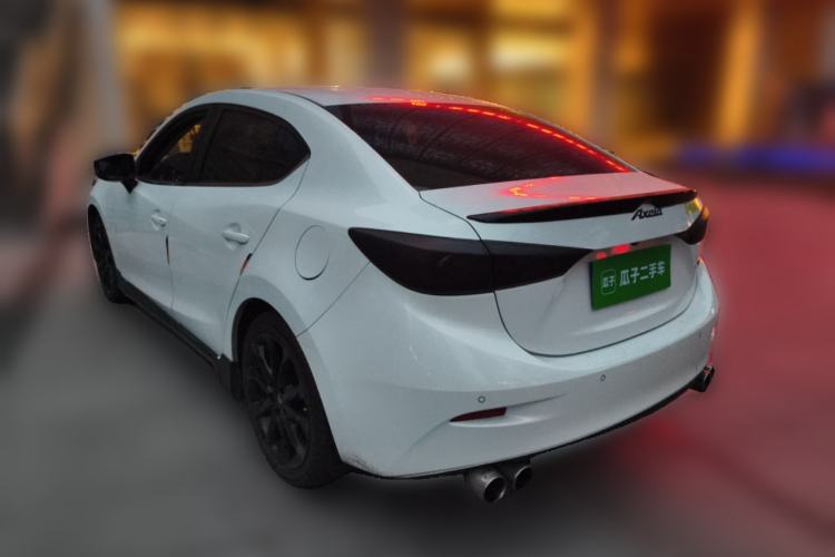 Used Mazda 3 Axela 2014 Sedan 2.0L Automatic Sport Model