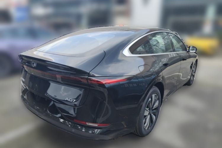 Used CHANGAN NEVO A07 2025 Blue Whale Range-Extending Model 140 Elite Version
