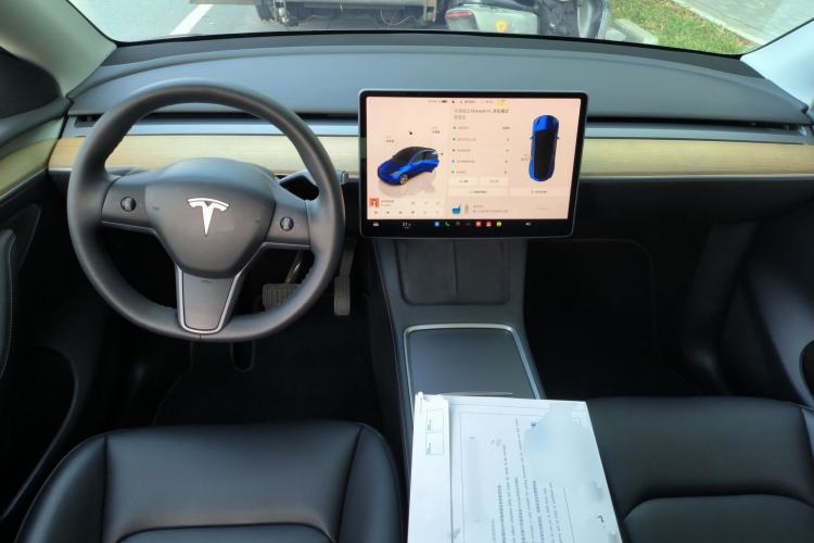 Used Tesla Model Y 2022 Rear-Wheel-Drive Version
