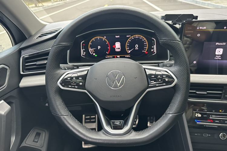 Used Volkswagen Tiguan L 2022 330TSI Automatic Two-Wheel Drive R-Line Enhanced Edition