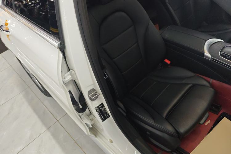 Used Mercedes-Benz C-Class 2021 C 200 L Fashion Edition Sport Version Right Front Seat