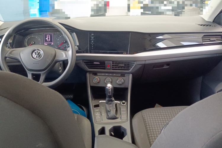 Used Volkswagen Bora 2021 1.5L Automatic Fashionable Smart Connectivity Version Center Console