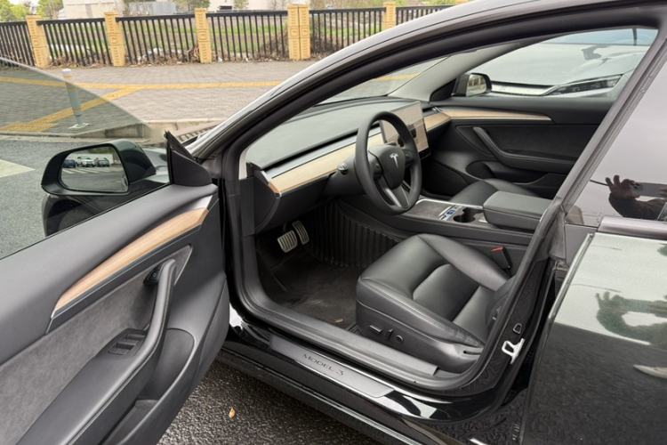 Used Tesla Model 3 2022 Performance High-Performance All-Wheel-Drive Version Left Front Seat