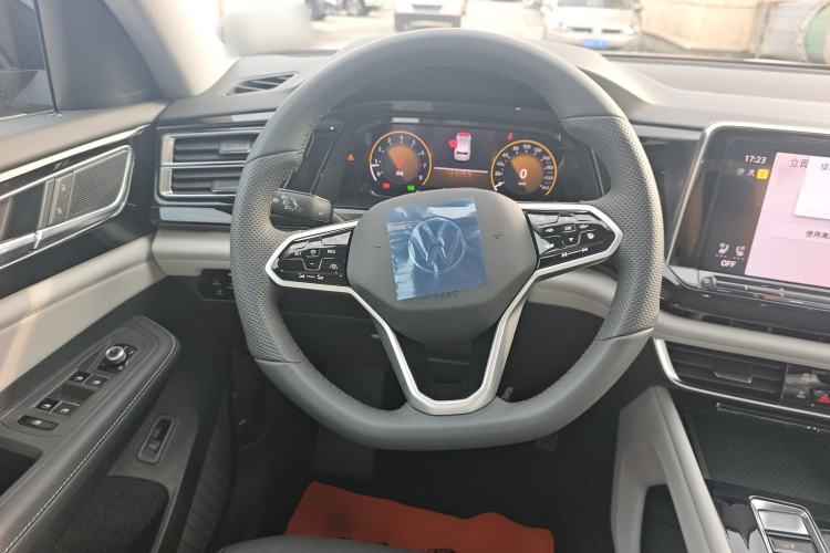 Used Volkswagen Teramont 2025 380TSI All-Wheel-Drive Excellence Edition
