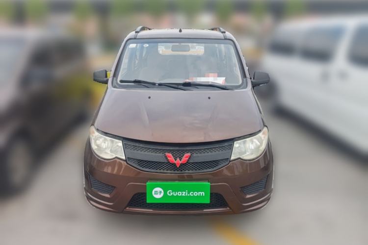 Used Wuling Hongguang 2014 1.5L S Standard Version Front