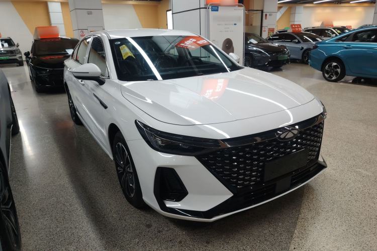 Used Chery Fengyun A8 2024 127 ZHU FENG Version