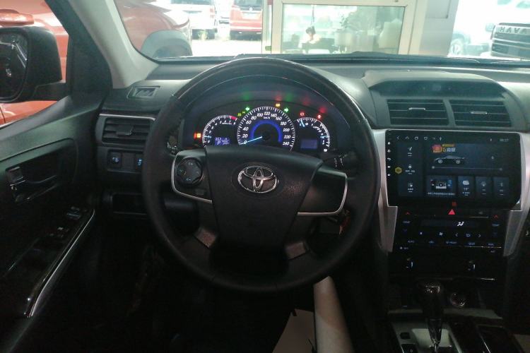 Used Toyota Camry 2015 2.0G Premier Edition
