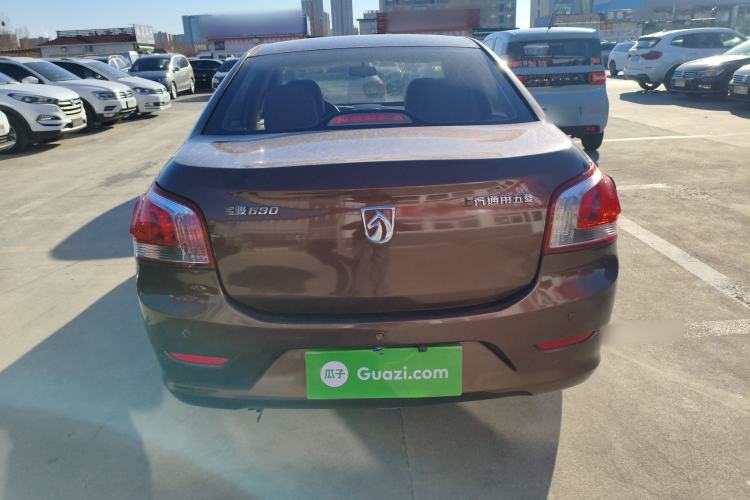 Used Baojun 630 2013 1.5L manual Comfort trim