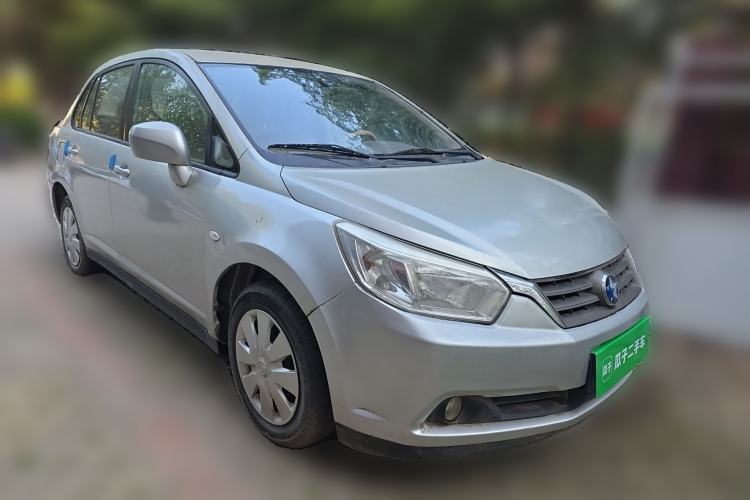 Used Venucia D50 2012 1.6L Manual Comfort Edition Front Right 45 Deg